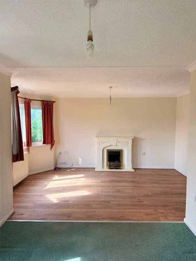 Broadway Park, The Causeway, GU31, photo 2