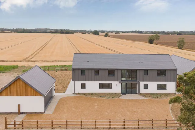 Long Row, Tibenham, NR16, photo 1