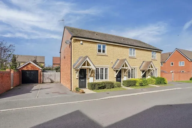 Summers Close, Kingston Bagpuize, OX13, photo 1