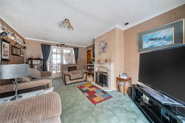 Photo 2 — Sunningvale Avenue, Biggin Hill, Westerham, TN16