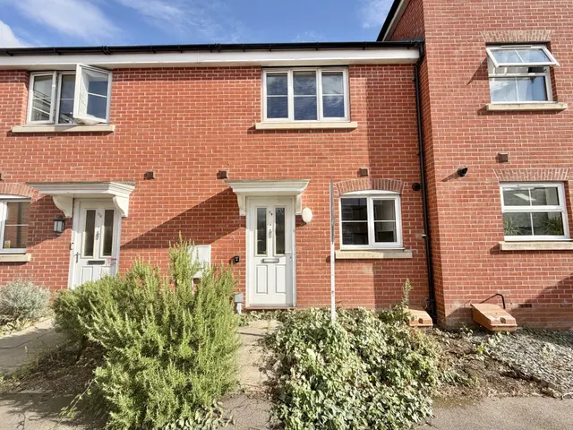 Tyne Way, Rushden, NN10, photo 1