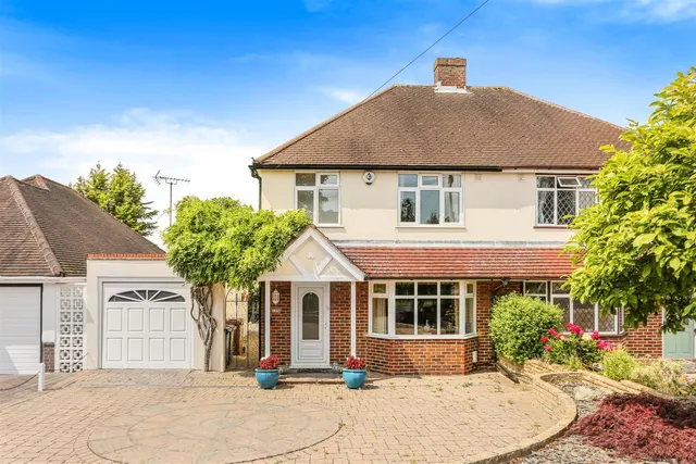 Chapel Way, Epsom Downs, Surrey, KT18 5TB, photo 1