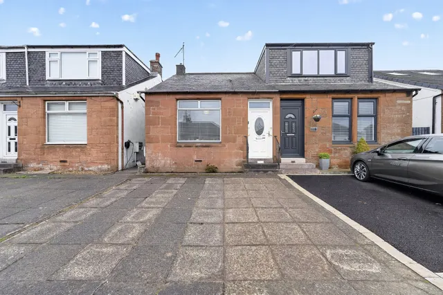 Townfoot, Dreghorn, KA11, photo 1