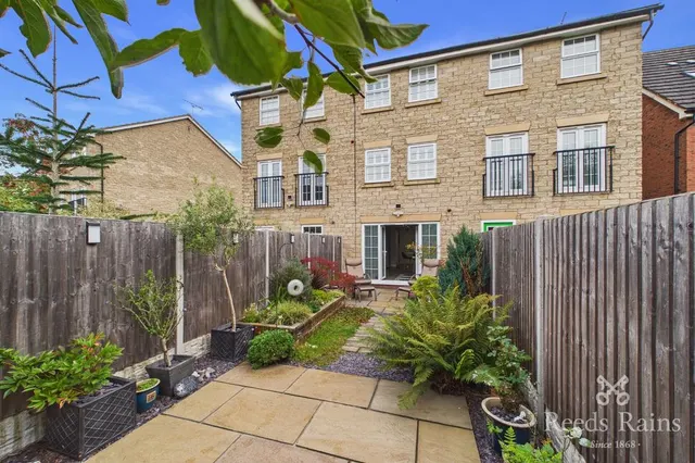 Limekiln Way, Shireoaks, S81, photo 2