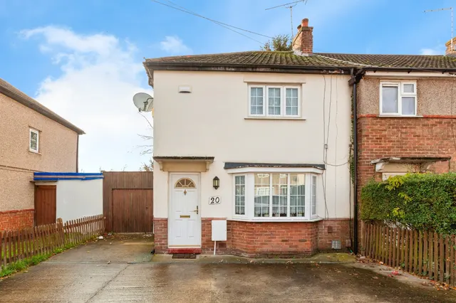 Broadmark Road, Slough, photo 1