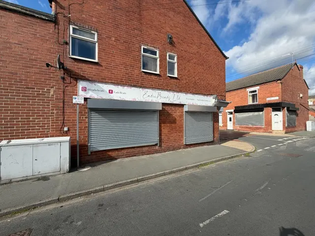 Glebe Street, Castleford, WF10, photo 1