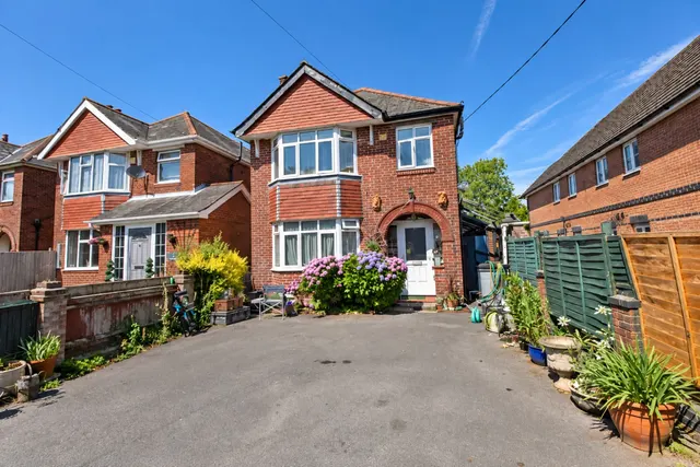 Pound Road, Bursledon, SO31, photo 1