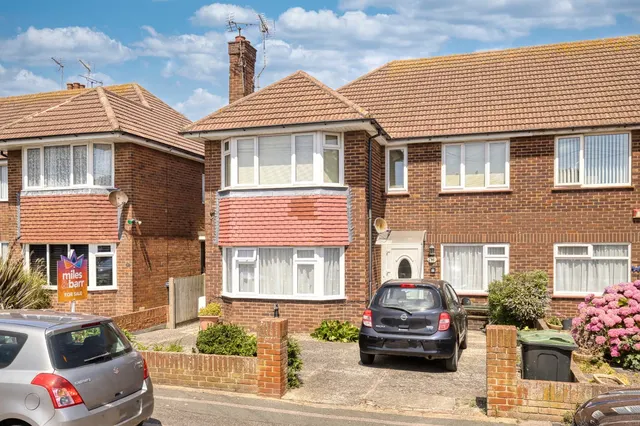 Wickham Avenue, Ramsgate, CT11, photo 1