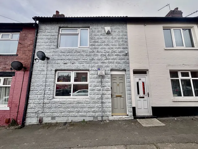 Cowper Mount, LEEDS, photo 1