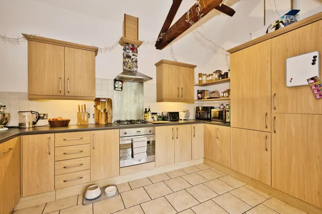 The Barley Yard, Crewkerne, TA18, photo 2