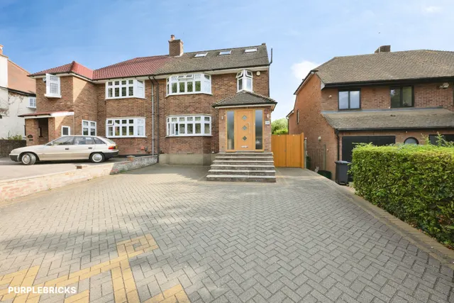 Cuffley Hill, Waltham Cross, EN7, photo 1