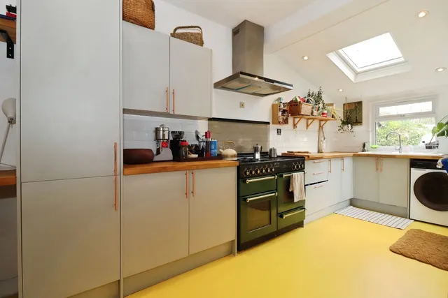 Everest Road, Bristol, BS16, photo 2