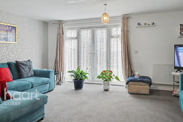 Lyveden Way, Corby, NN18, photo 2