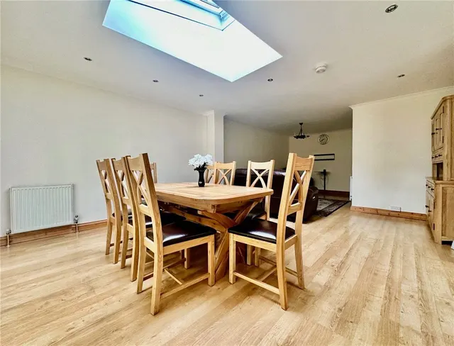 Lyndhurst Avenue, Twickenham, TW2, photo 2