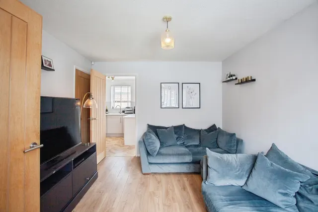 Photo 2 — Crestwood Court, SHEFFIELD, South Yorkshire, S5