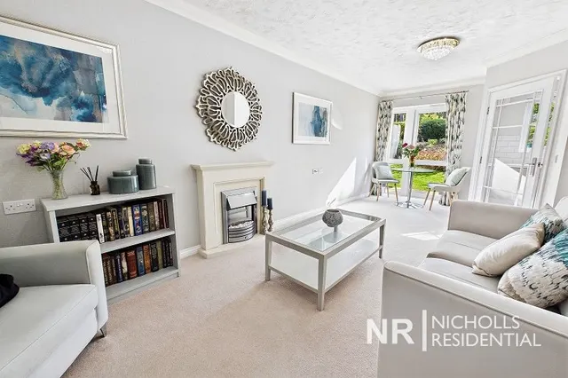 Leatherhead Road, Ashtead, KT21, photo 2