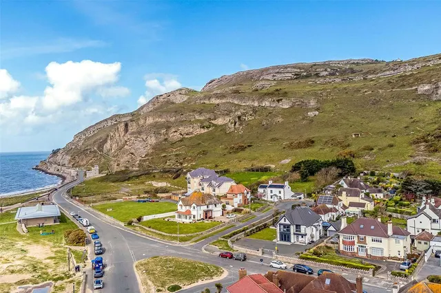 Photo 2 — Abbey Road, Llandudno, Conwy, LL30 2AU