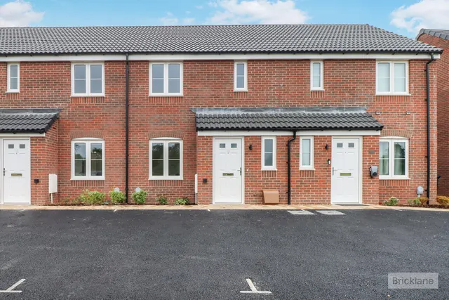 Hood Close, Market Harborough, photo 1