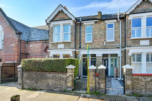Ground Floor, 114 Acton Lane, London, photo 1