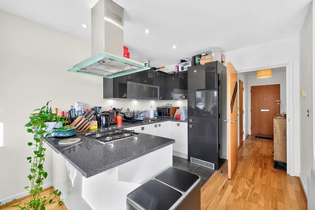 Provost Street, Shoreditch, N1, photo 2