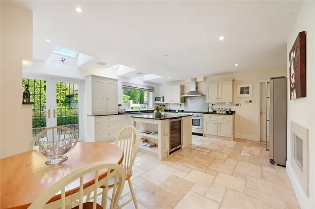Sicklinghall Road, Wetherby, LS22, photo 2