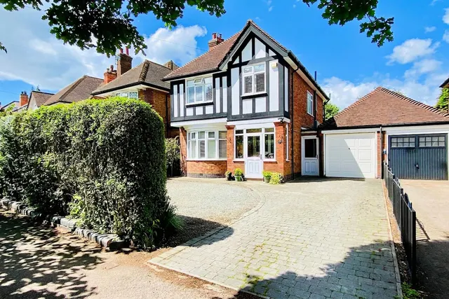 Loughborough Road, Birstall, LE4, photo 1