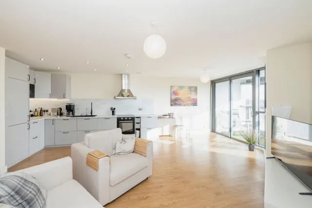 Water Lane, Watford, WD17, photo 2