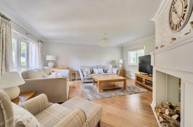 Osprey Avenue, Bracknell, RG12, photo 2