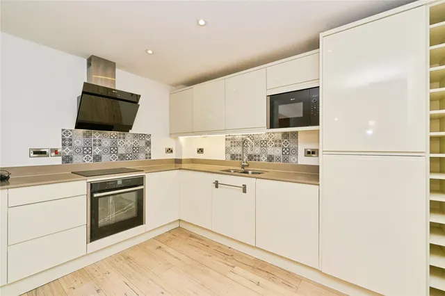 Pulsford Close, Twickenham, TW1, photo 3