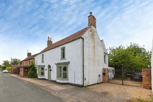 Main Road, Little Hale, Sleaford, photo 1