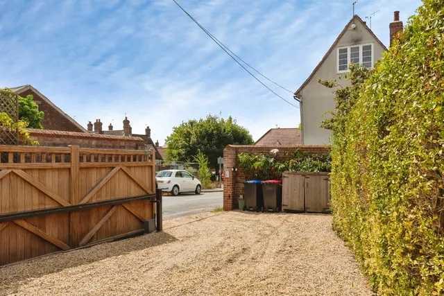 Queen Street, Coggeshall, CO6, photo 3