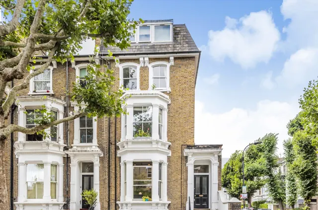 Hammersmith Grove, London, W6, photo 1