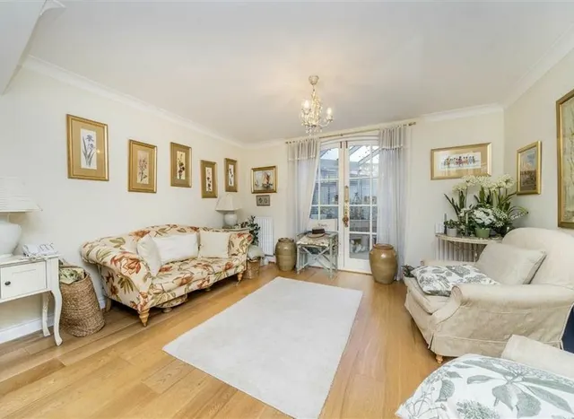 White Heron Mews, Teddington, TW11, photo 2