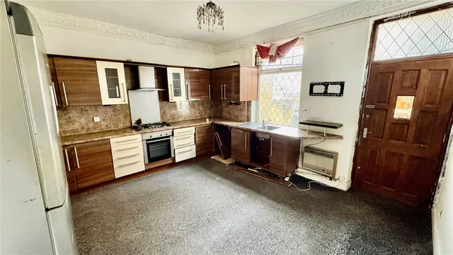 Agar Street, Bradford, BD8, photo 3