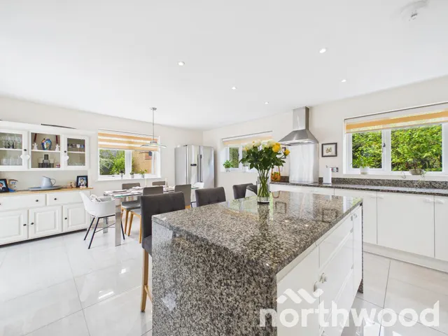 Campion Close, Ashford, TN25, photo 2