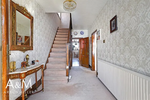 Photo 3 — Herent Drive, Clayhall, Essex, Ilford, IG50HF