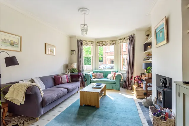 Photo 2 — Heath Gardens, Twickenham, TW1 4LY