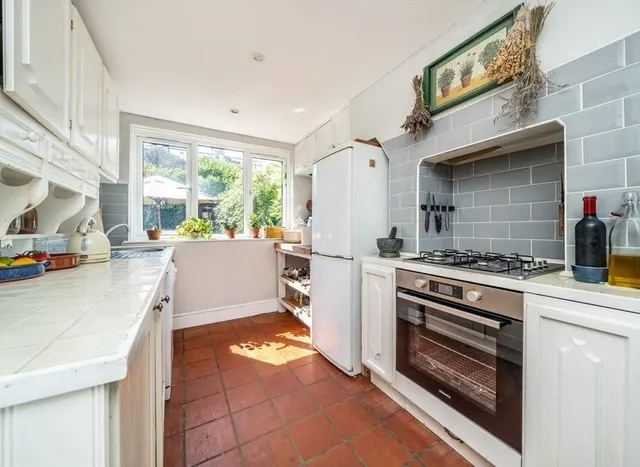Kilburn Lane, North Kensington, W10, photo 3