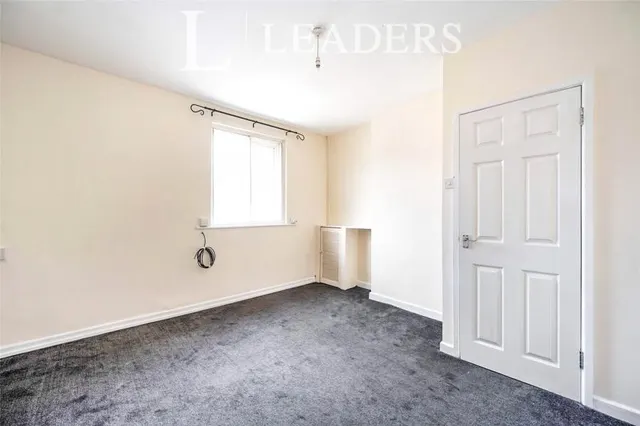 Eastney Road, Southsea, PO4, photo 3