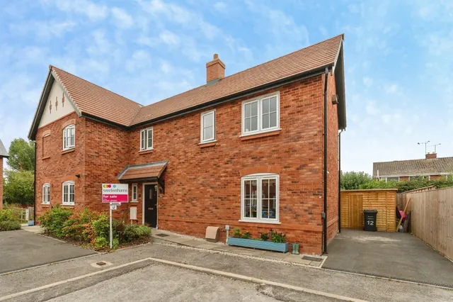 Marjory Close, Chester, photo 1