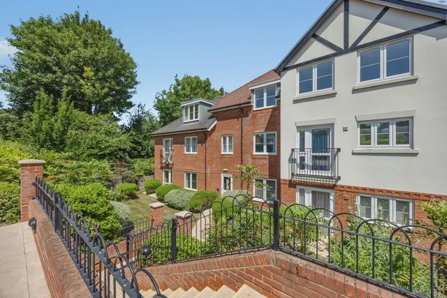 Addington Road, CR2, photo 2