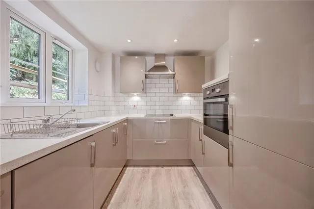 Addington Road, CR2, photo 3