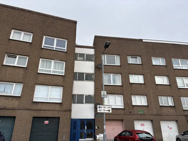 2 bedroom flat, Melrose Road, Cumbernauld, G67