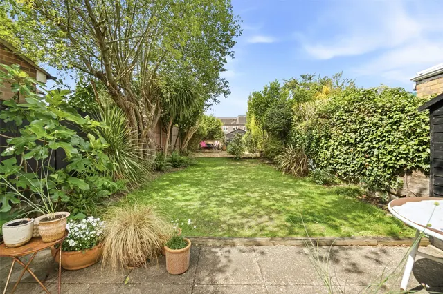 Photo 2 — Oak Avenue, Hampton, TW12 3NR