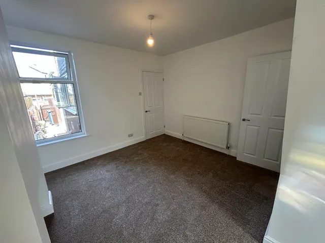 College Road, Lowestoft, NR33, photo 3