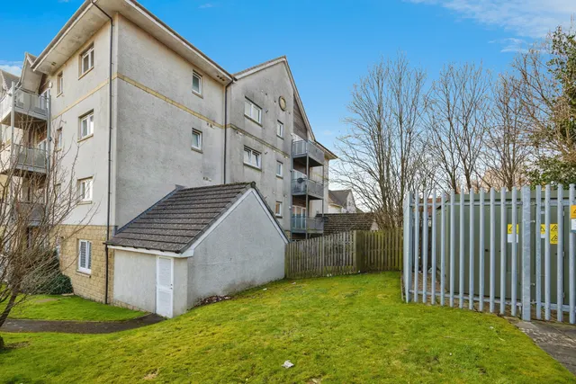 Hawk Brae, Livingston, EH54, photo 2