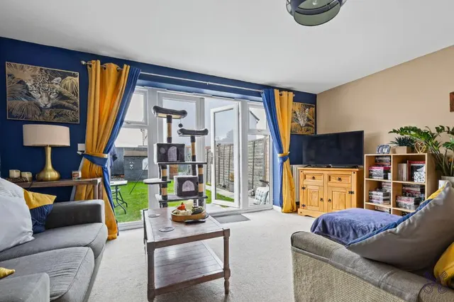 Nursery Road, Evesham, WR11, photo 2