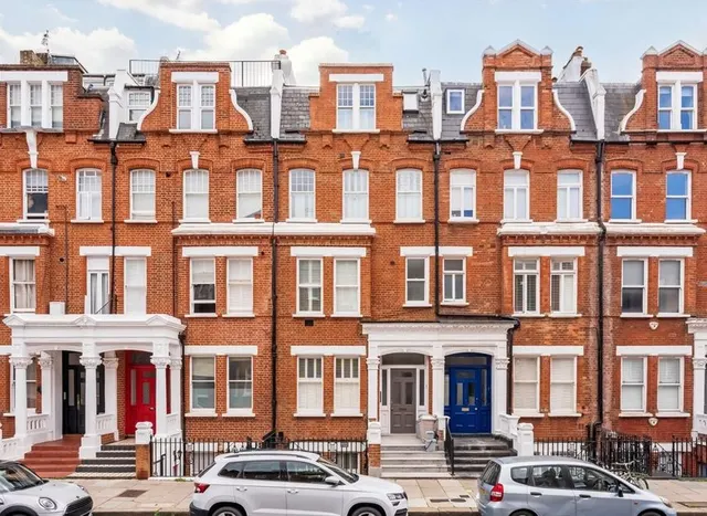 Comeragh Road, London, W14, photo 1