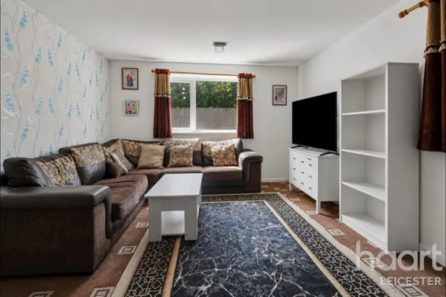 Onyx Crescent, Leicester, LE4, photo 2