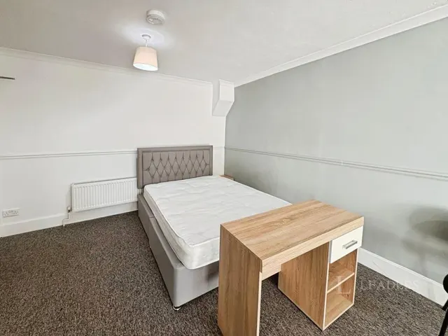 Coldhams Lane, Cambridge, CB1, photo 2